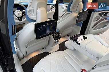 Седан Mercedes-Benz EQS 2023 в 