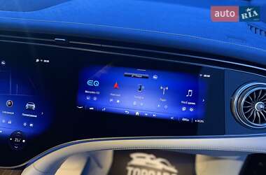 Седан Mercedes-Benz EQS 2023 в 
