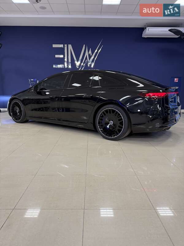 Седан Mercedes-Benz EQS 2022 в Кропивницком