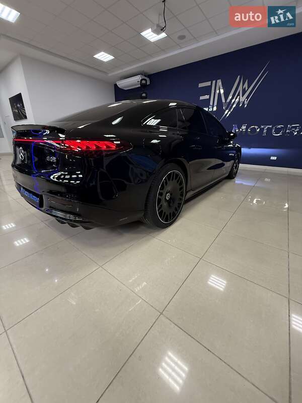 Седан Mercedes-Benz EQS 2022 в Кропивницком