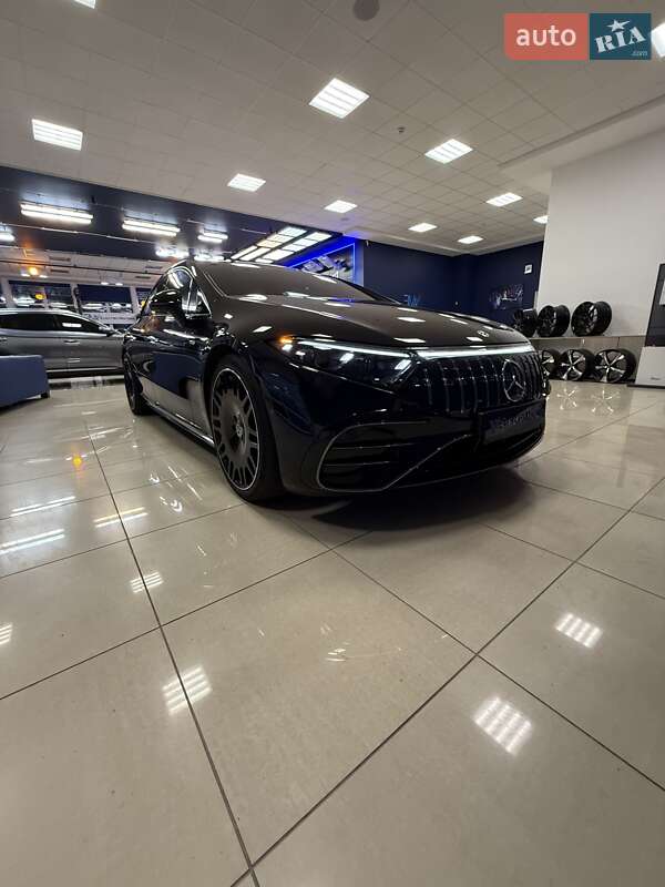 Седан Mercedes-Benz EQS 2022 в Кропивницком
