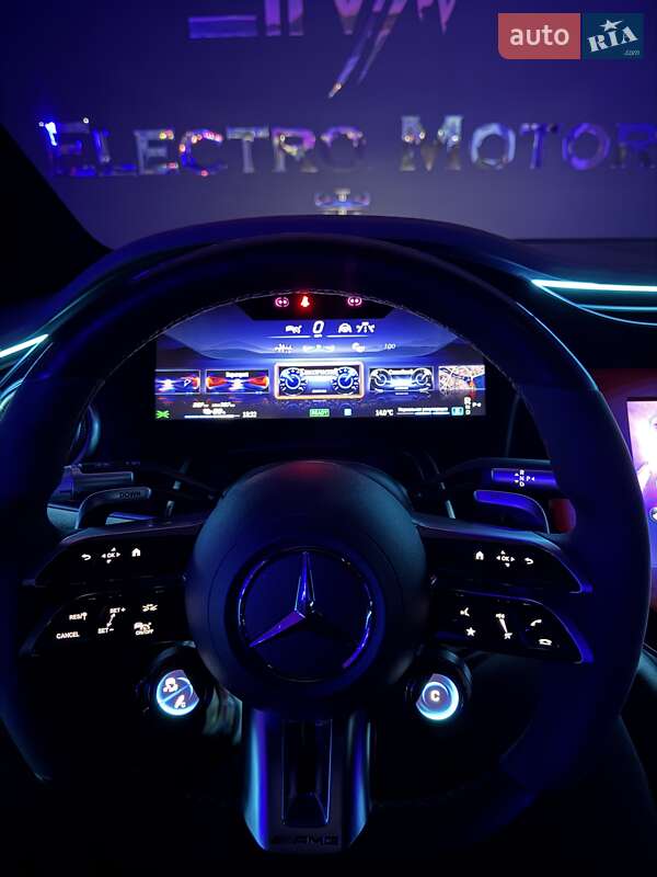 Седан Mercedes-Benz EQS 2022 в Кропивницком