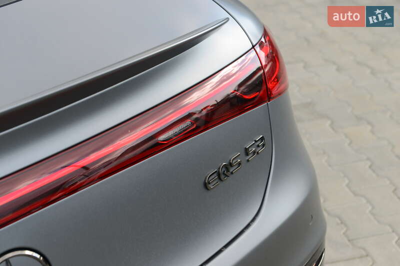 Седан Mercedes-Benz EQS 2023 в Мукачево