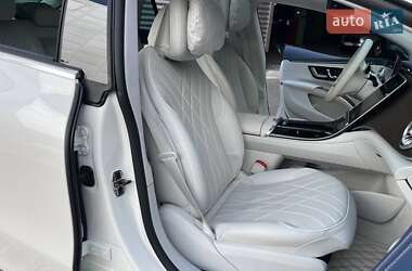 Седан Mercedes-Benz EQS 2022 в 