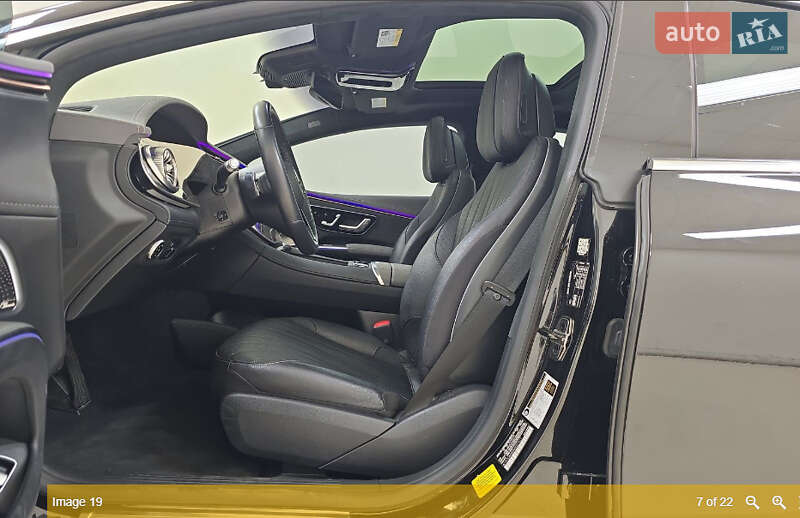 Седан Mercedes-Benz EQS 2022 в Киеве
