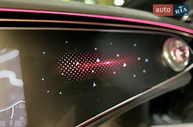Седан Mercedes-Benz EQS 2021 в 