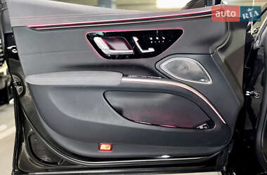 Седан Mercedes-Benz EQS 2021 в 