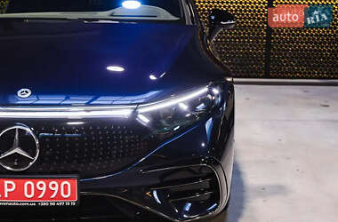 Седан Mercedes-Benz EQS 2022 в 