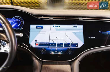 Седан Mercedes-Benz EQS 2022 в 