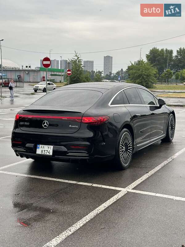 Седан Mercedes-Benz EQS 2022 в Киеве