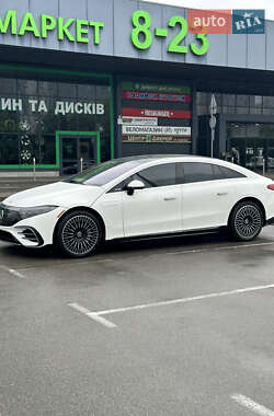 Седан Mercedes-Benz EQS 2022 в 