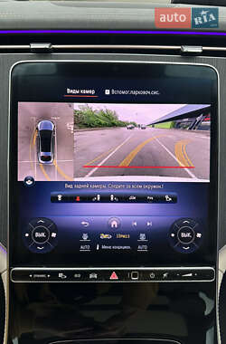 Седан Mercedes-Benz EQS 2022 в 