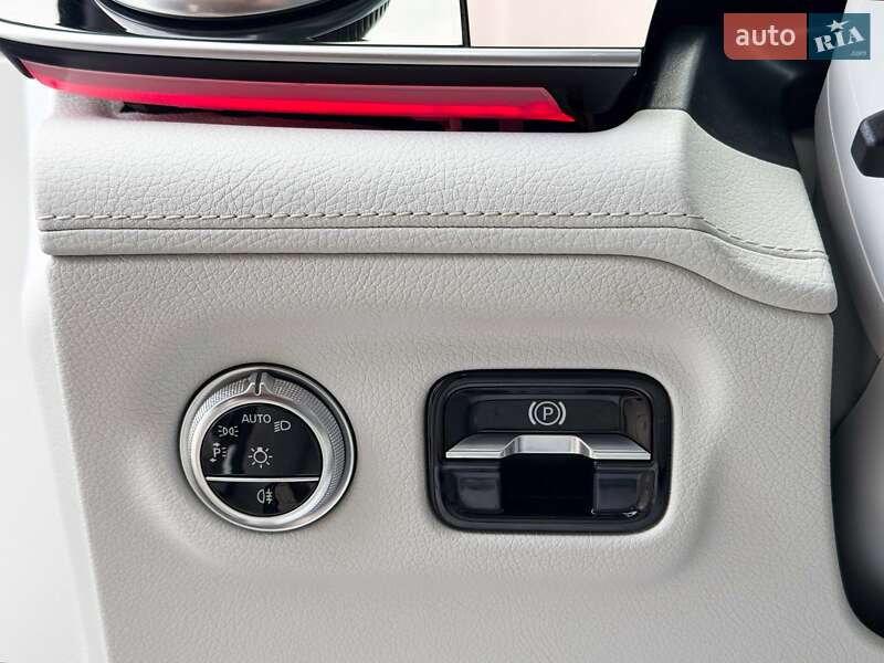 Седан Mercedes-Benz EQS 2022 в Луцьку