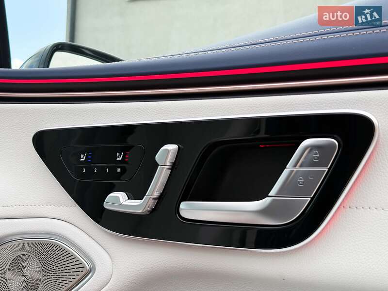 Седан Mercedes-Benz EQS 2022 в Луцьку