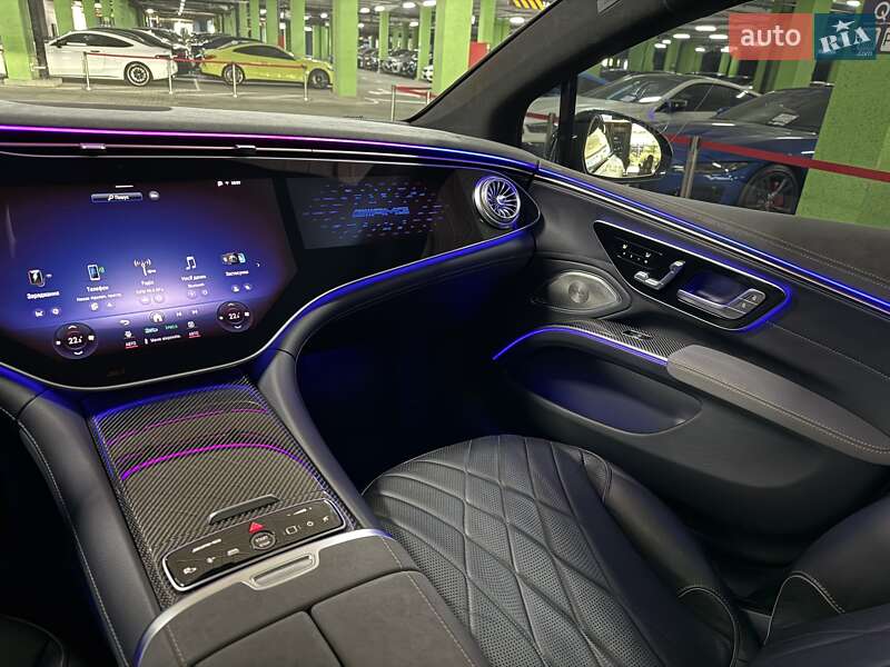 Седан Mercedes-Benz EQS 2022 в Киеве