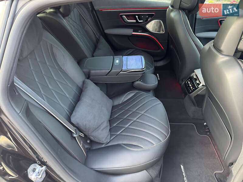 Седан Mercedes-Benz EQS 2023 в Львове