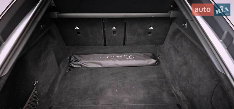 Седан Mercedes-Benz EQS 2022 в Коростене