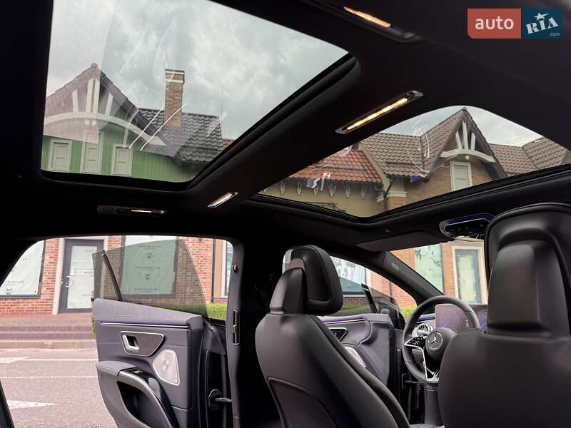 Седан Mercedes-Benz EQS 2021 в Киеве