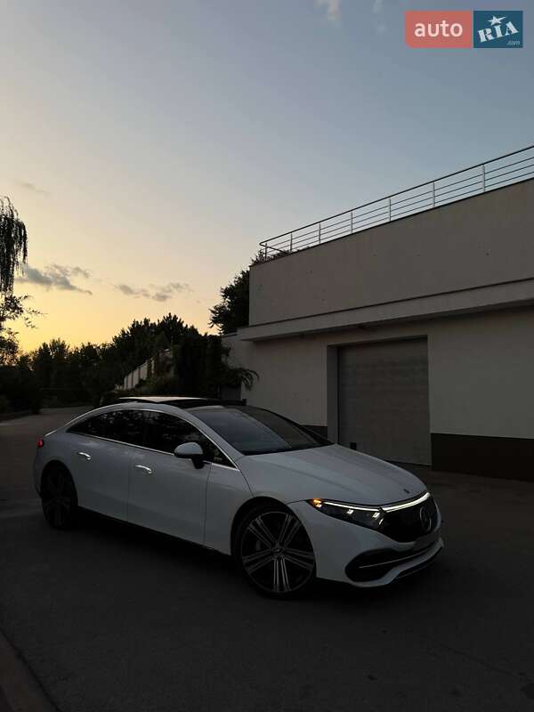 Седан Mercedes-Benz EQS 2022 в Днепре