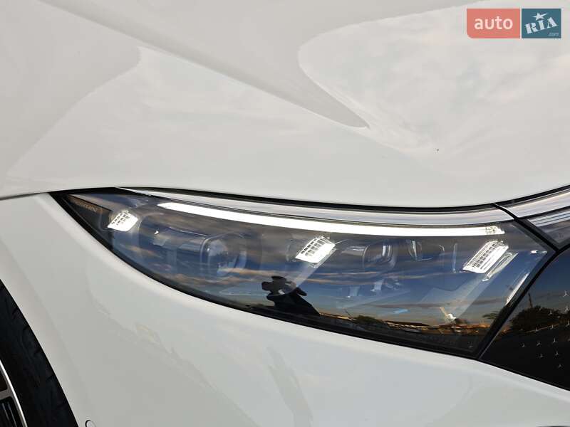 Седан Mercedes-Benz EQS 2022 в Луцке