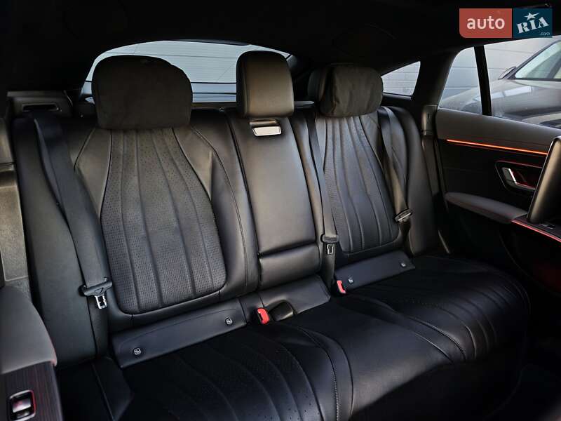 Седан Mercedes-Benz EQS 2022 в Луцке