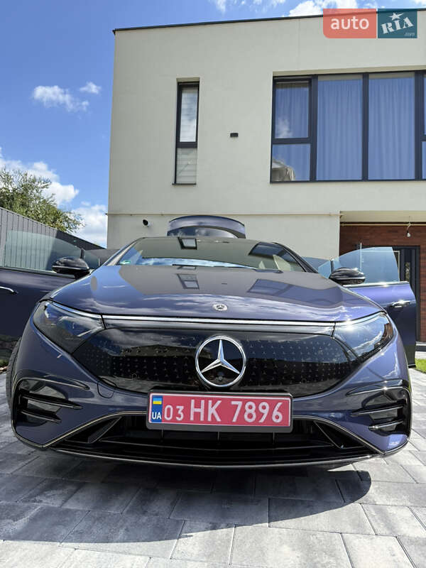 Седан Mercedes-Benz EQS 2023 в Коломые