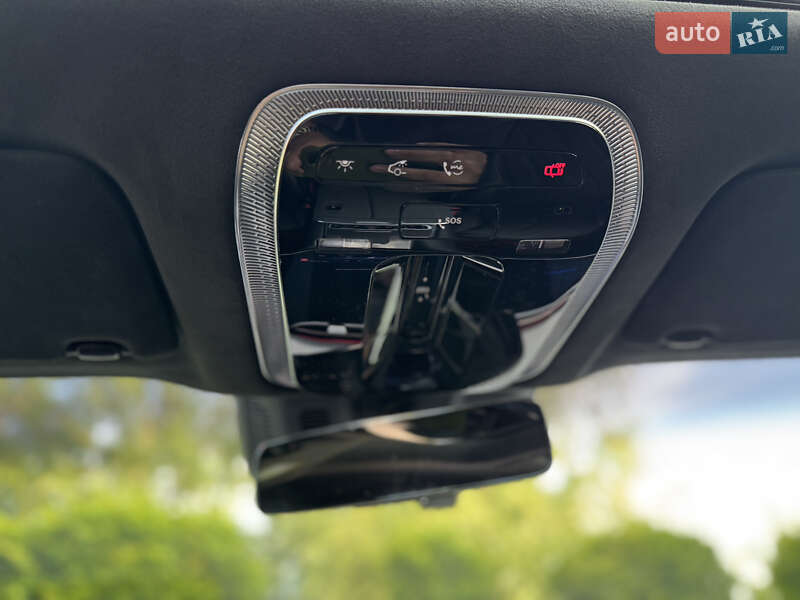 Седан Mercedes-Benz EQS 2022 в Киеве
