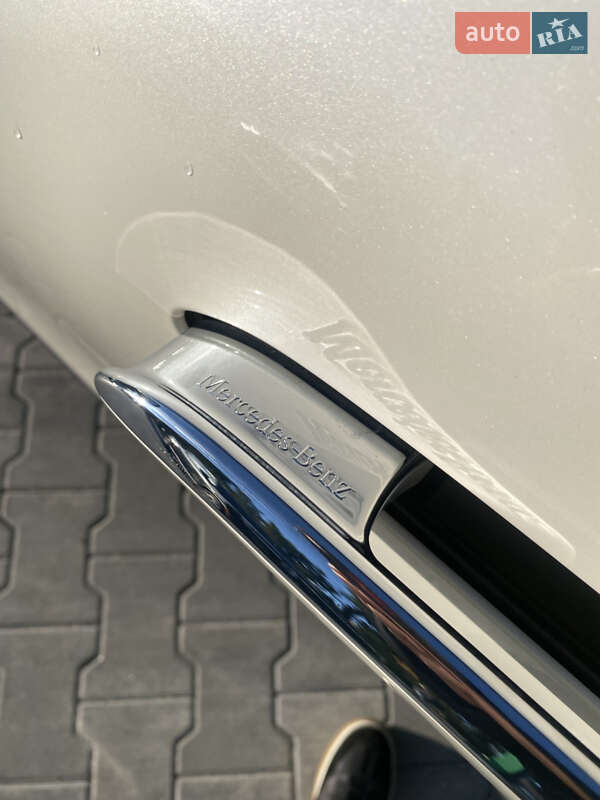 Седан Mercedes-Benz EQS 2023 в Києві