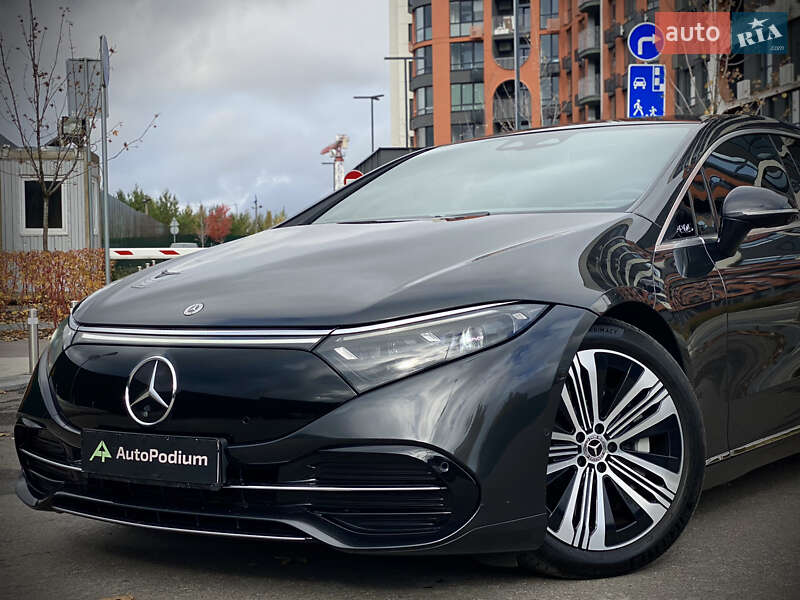 Седан Mercedes-Benz EQS 2022 в Киеве