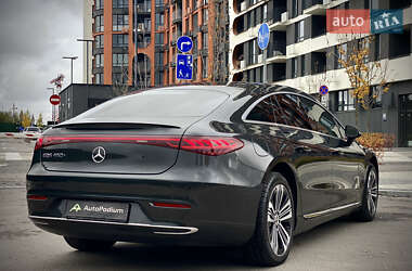 Седан Mercedes-Benz EQS 2022 в 