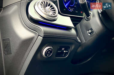 Седан Mercedes-Benz EQS 2022 в 