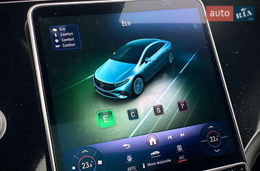 Седан Mercedes-Benz EQS 2022 в 