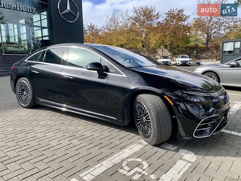 Седан Mercedes-Benz EQS 2022 в Киеве