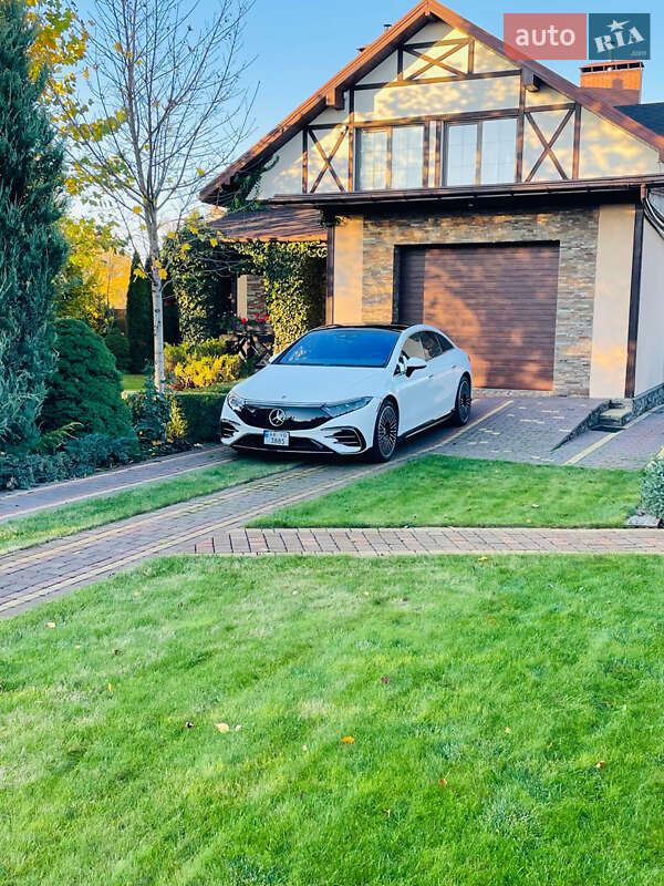Седан Mercedes-Benz EQS 2022 в Києві