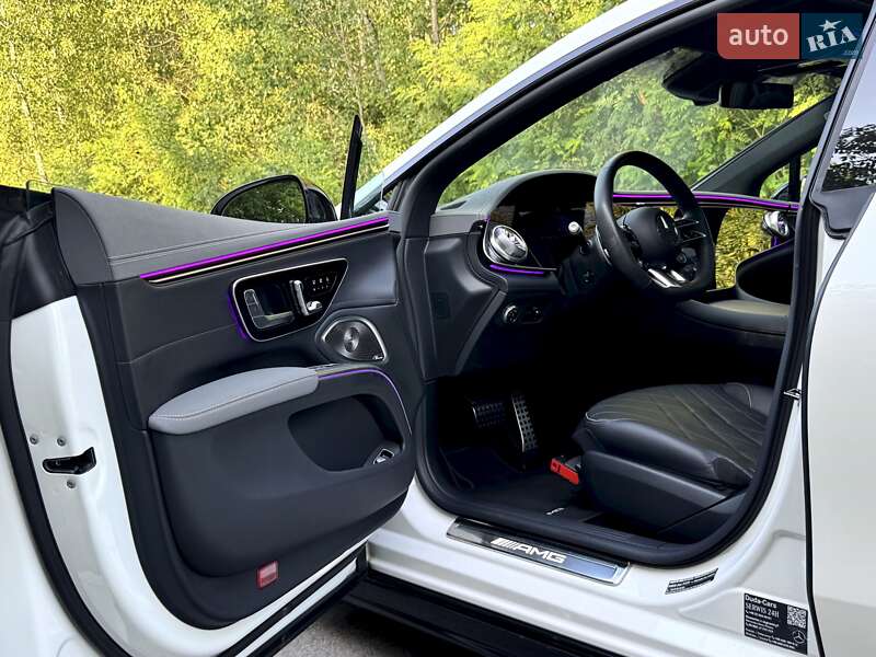 Седан Mercedes-Benz EQS 2023 в Киеве