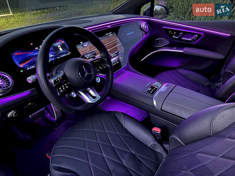 Седан Mercedes-Benz EQS 2023 в Киеве