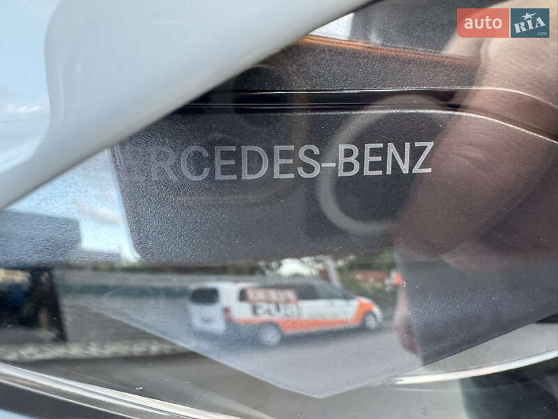 Седан Mercedes-Benz EQS 2023 в Ровно