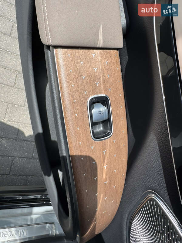 Седан Mercedes-Benz EQS 2023 в Ровно