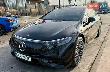 Седан Mercedes-Benz EQS 2022 в Киеве