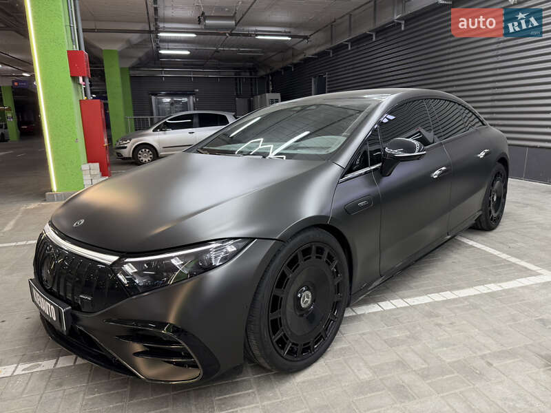 Седан Mercedes-Benz EQS 2022 в Киеве