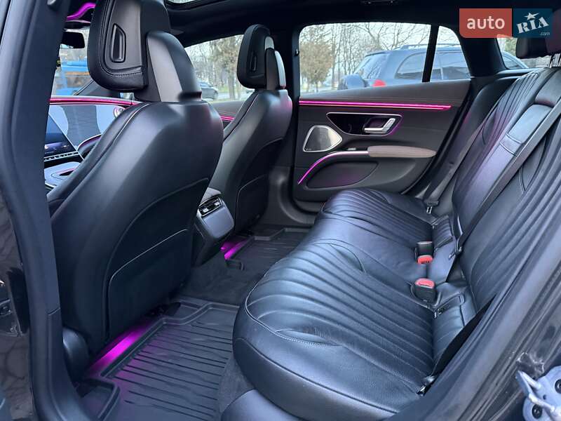 Седан Mercedes-Benz EQS 2023 в Ровно