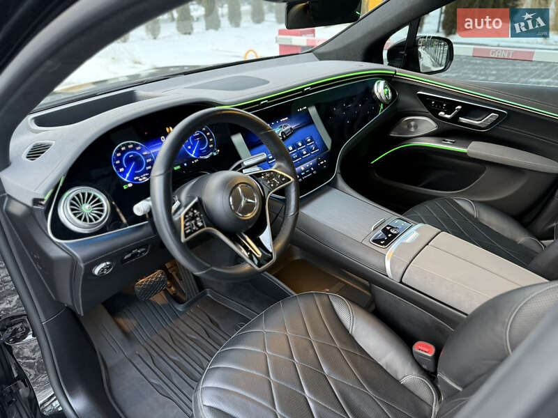 Седан Mercedes-Benz EQS 2023 в Львові