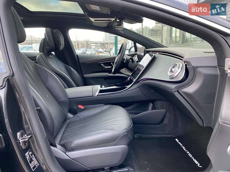 Седан Mercedes-Benz EQS 2022 в Киеве