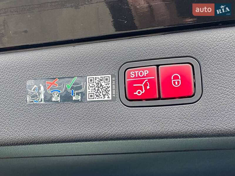 Седан Mercedes-Benz EQS 2022 в Киеве