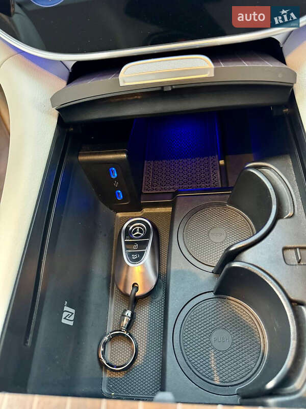 Седан Mercedes-Benz EQS 2022 в Киеве фото 28 Седан Mercedes-Benz EQS 2022 в Киеве