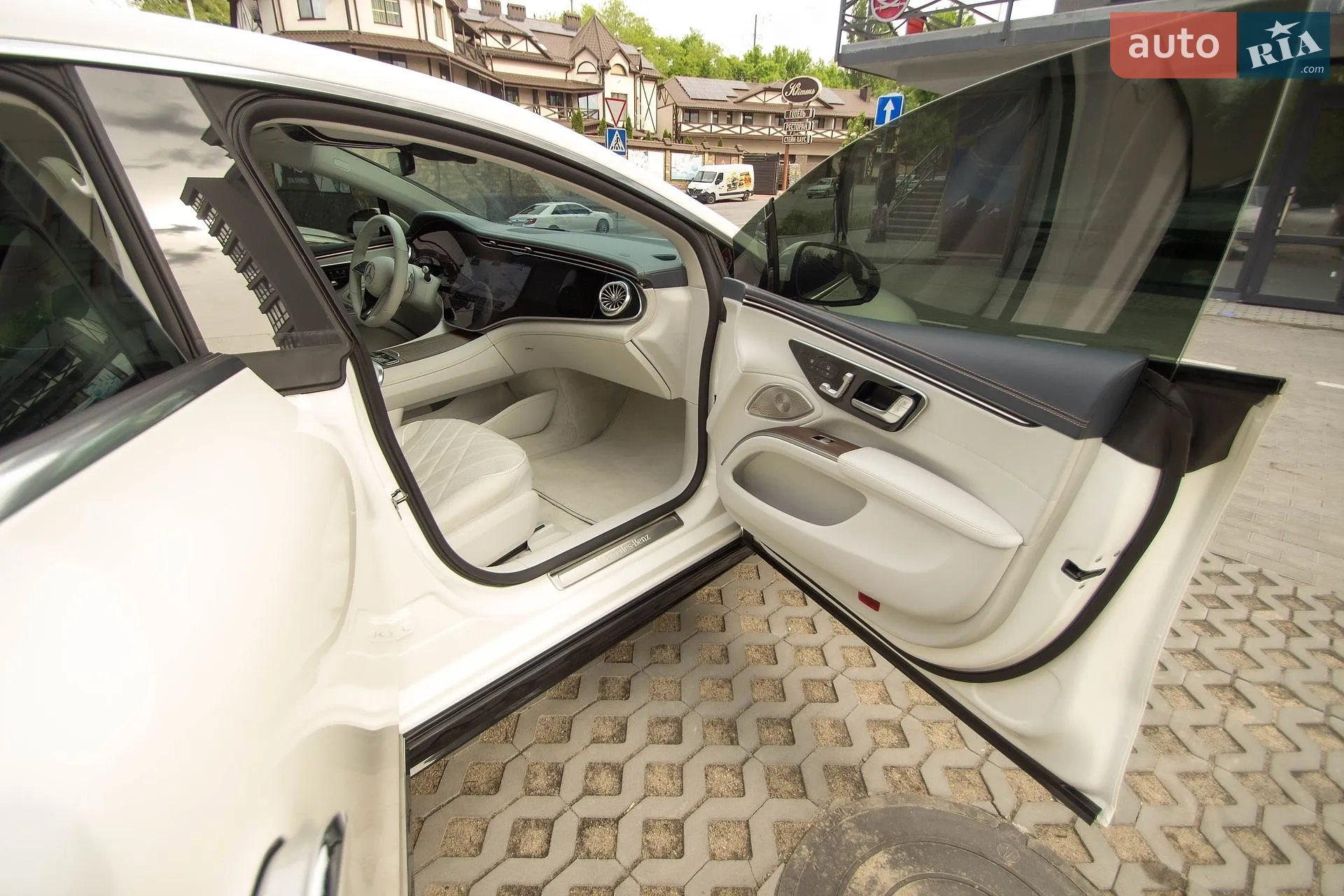 Mercedes-Benz EQS 2022 VIN W1KCG4EB7PA023683 фото оголошення 15 з 66