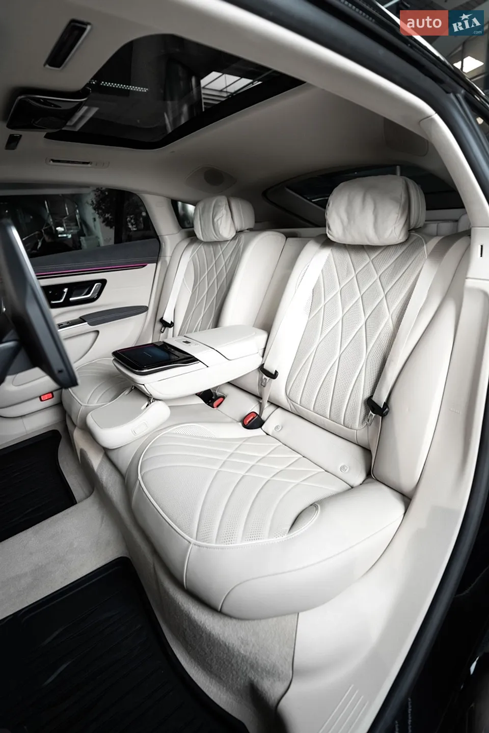 2022 Mercedes-Benz EQS - мініатюра 21