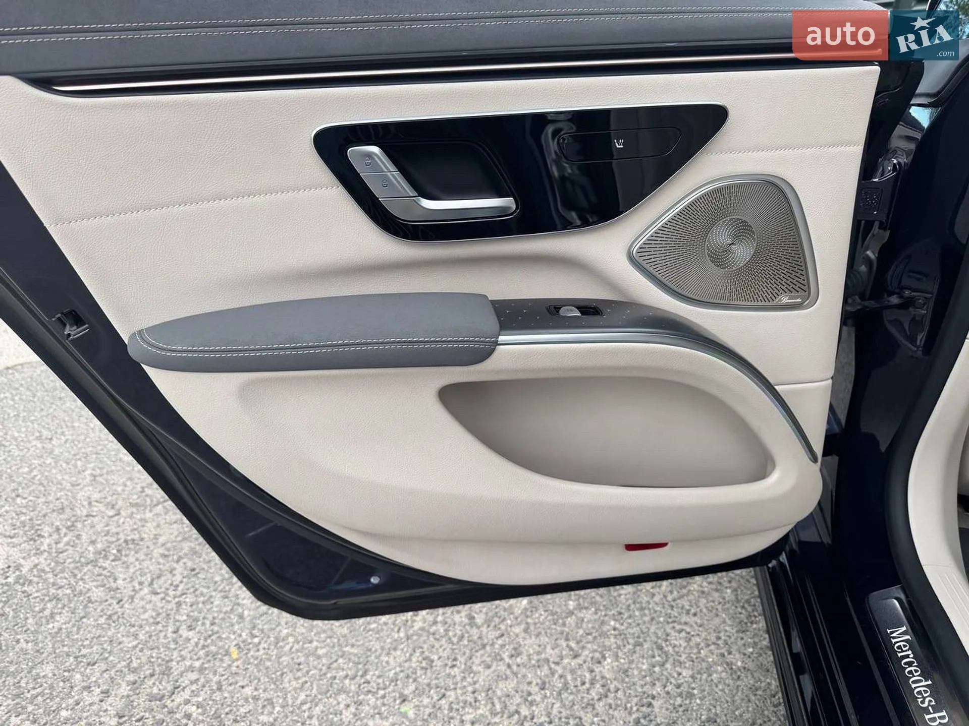 2021 Mercedes-Benz EQS - мініатюра 17