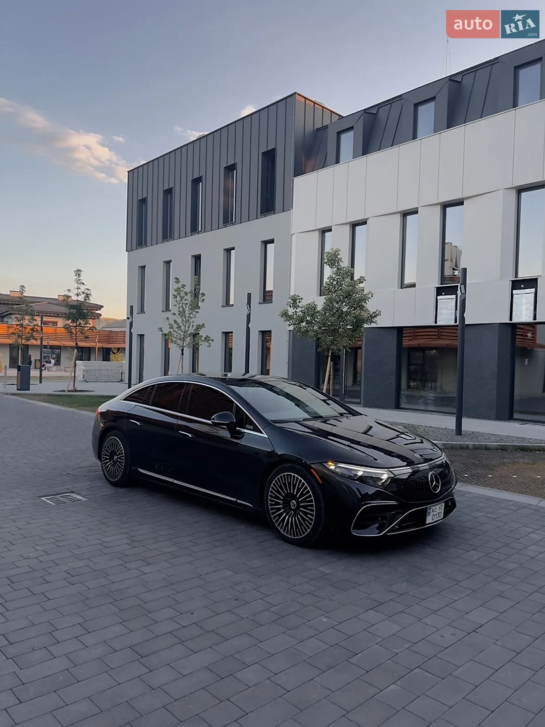 2021 Mercedes-Benz EQS - мініатюра 13