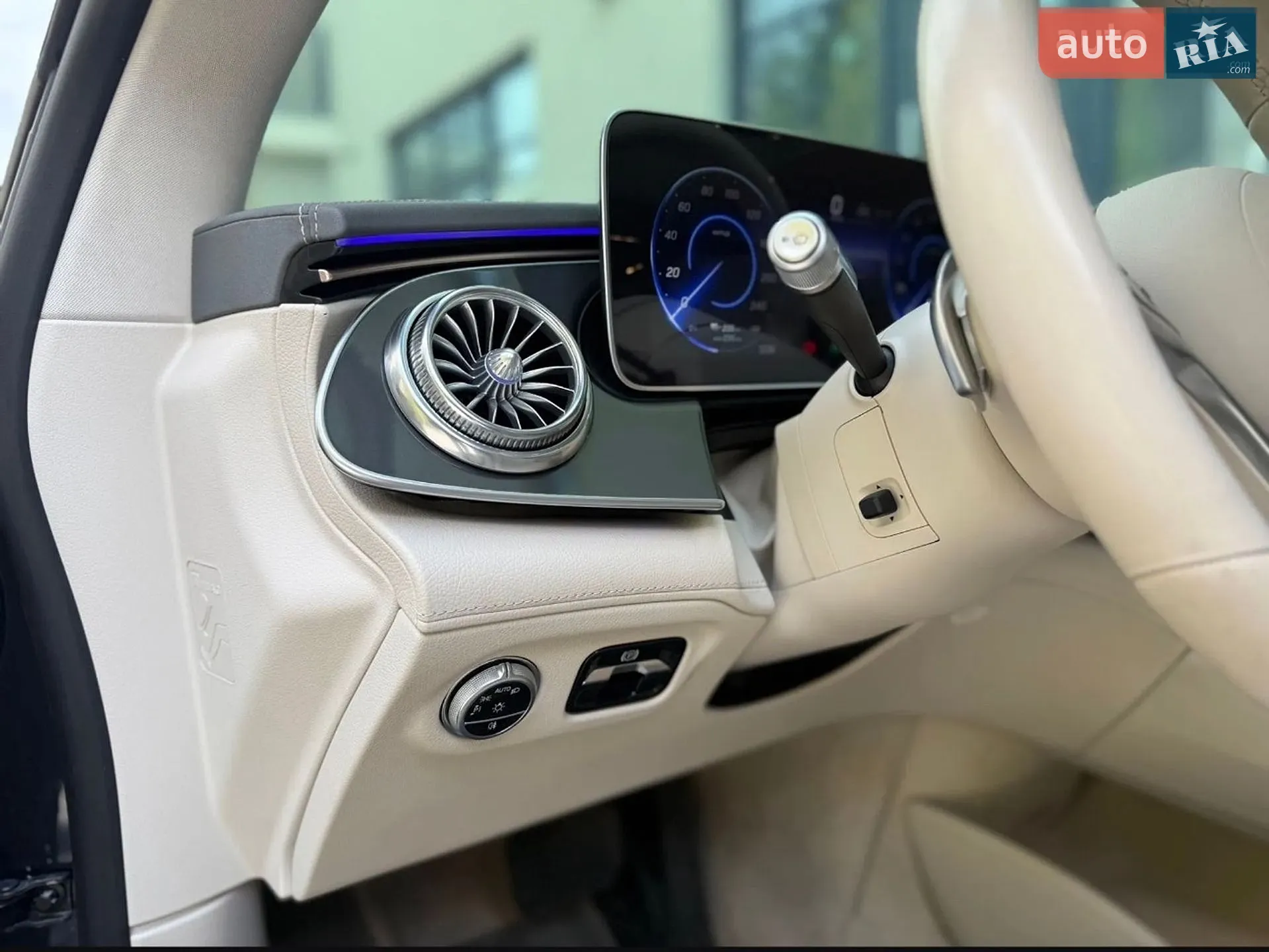 2021 Mercedes-Benz EQS - мініатюра 23